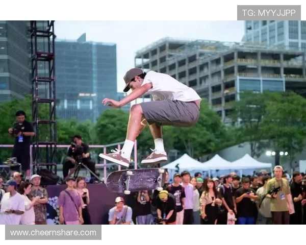 南京滑板队的力量之争引发热议探讨滑板运动的未来与发展