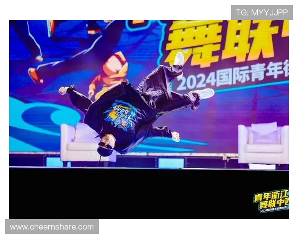 广州街舞队与武汉街舞队技术对决赛后分析与精彩回顾 广州街舞队与武汉街舞队技术对决赛后分析与精彩回顾