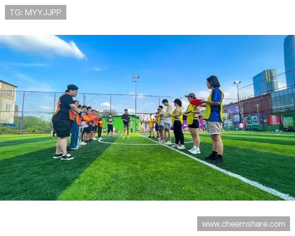 广州飞盘队展现灵活性与团队合作精神的精彩瞬间