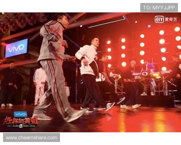 成都街舞队在全国街舞排行榜中荣获第七名展现实力与风采