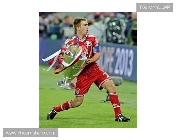 杨敏专访:从青涩球员到网球传奇的成长之路回顾 杨敏专访:从青涩球员到网球传奇的成长之路回顾