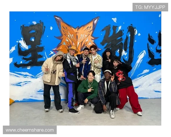 街舞文化探秘：成都街舞队如何运用防反技巧提升舞技与团队默契