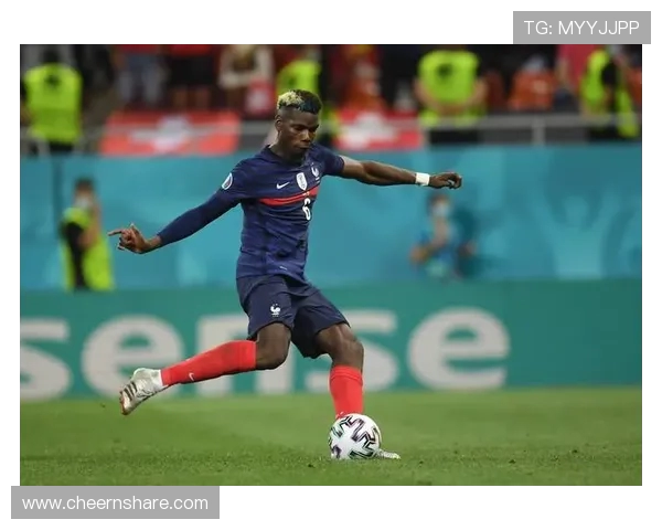 博格巴的足球传奇之路：从少年天才到世界巨星的蜕变与挑战