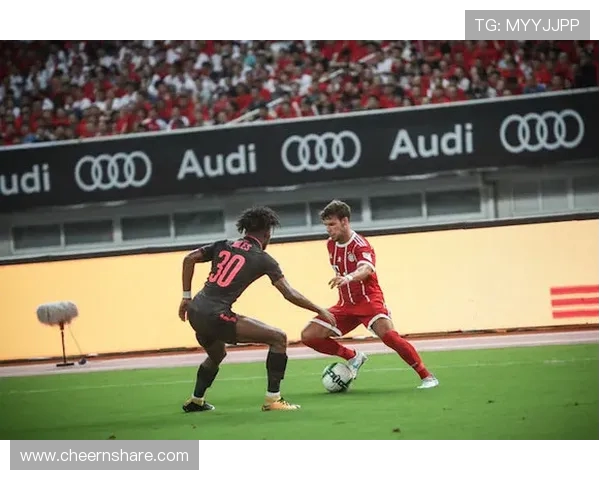 斯瑞斯与哥德堡的激烈对决揭示足球战术与团队协作的重要性